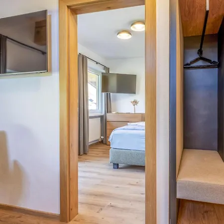 Perle * ザールバッハ・ヒンターグレム